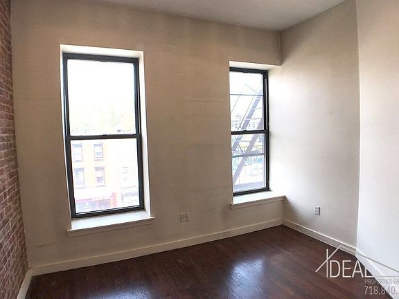 3rd image of 946 Fulton St APT 3