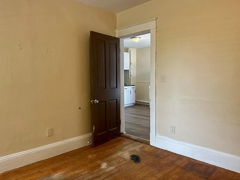 107-109 Birch St #2 — Photo 15