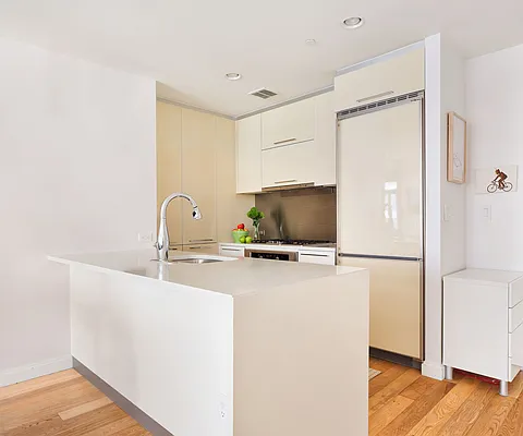 Sold by Compass | media 17