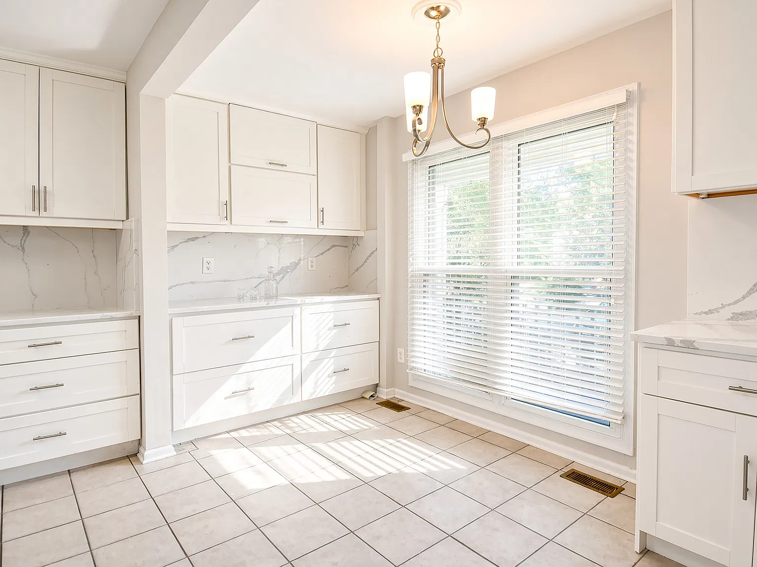 3 bed, 1280 sqft, $2,750 — Photo 4
