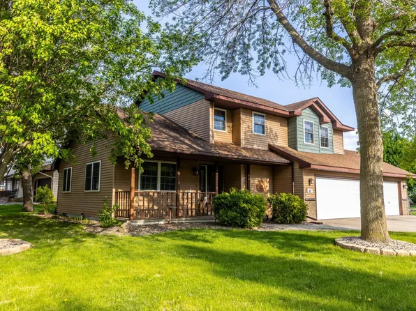 321 Memorial Dr SW, Blooming Prairie, MN 55917