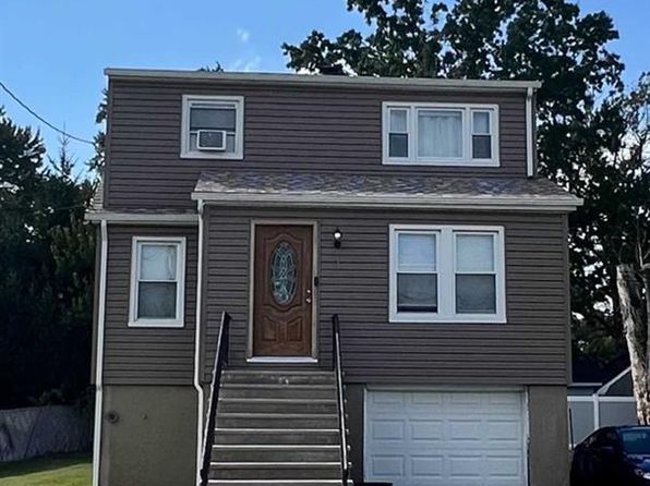 61 Christina St Floor 2