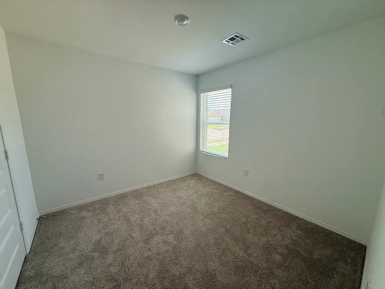 1222 Saddle Dr — Photo 14