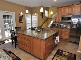 20566 Quarterpath Trace Cir, Sterling, VA 20165