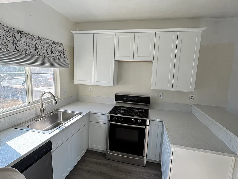 Inyo Ct — Photo 14
