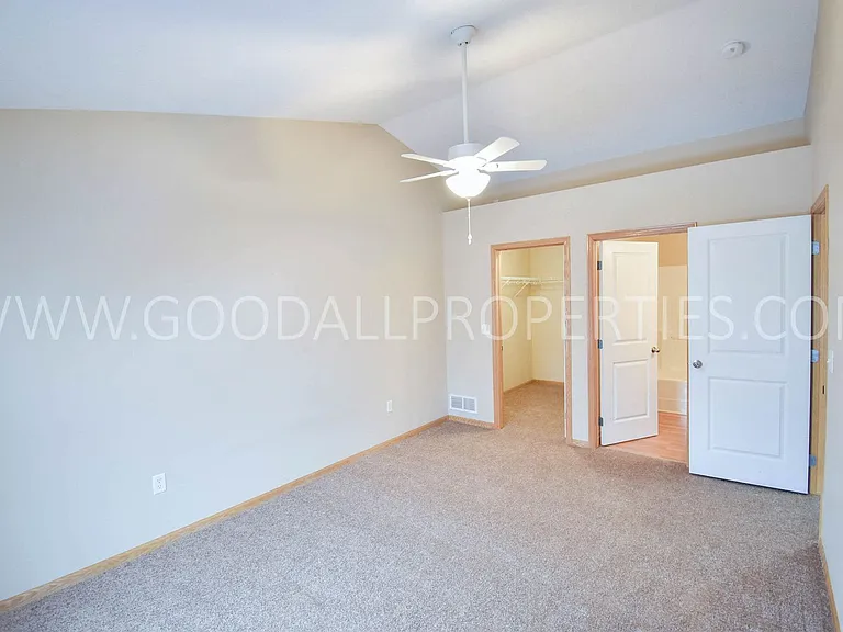 4317 153rd St — Photo 11