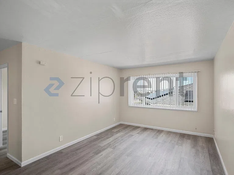 24035 2nd St #204 — Photo 1