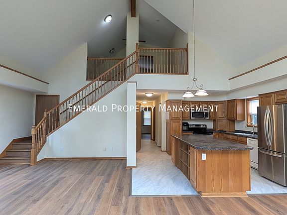 5th image of 9179 Moate Rd