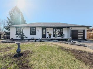 22 Mystic Ct, Brantford, ON N3R7E5