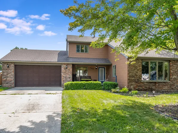 106 Blackhawk Dr, Minooka, IL 60447