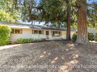 8629 NE 140th St, Bothell, WA 98034