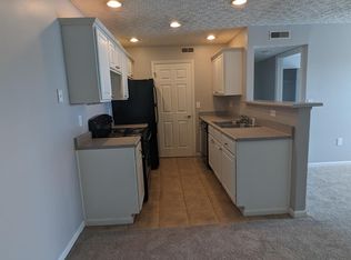 5666 Cypress Chas, Columbus, OH 43228