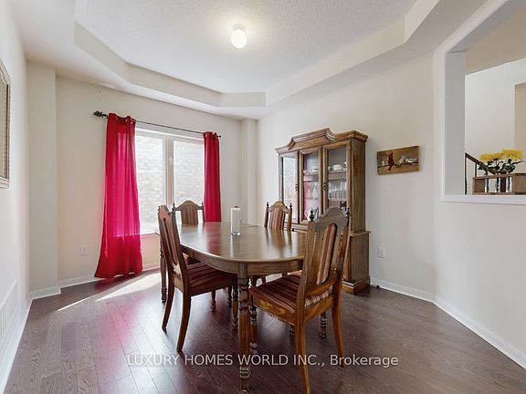 3rd image of 23 Edwin Carr St