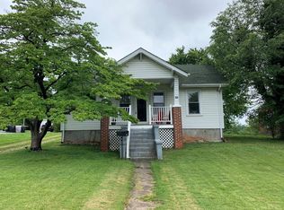 606 Jeter St, Bedford, VA 24523