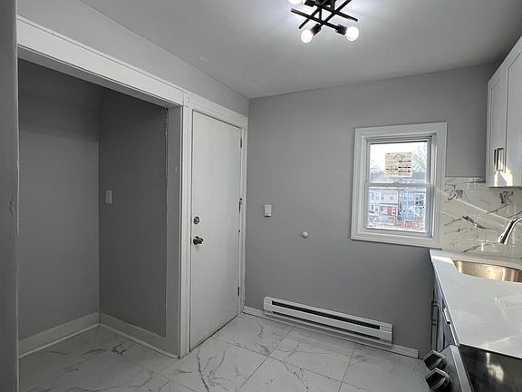 2nd image of 232 N 18th St #3