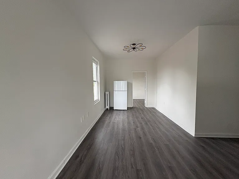 101 Camden St #C — Photo 6