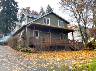 921 Eugene St, Hood River, OR