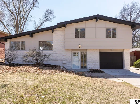 7821 E Avon Ln, Lincoln, NE 68505