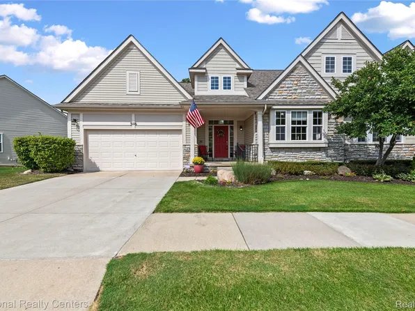 3116 Belle Terre, Commerce Township, MI 48382