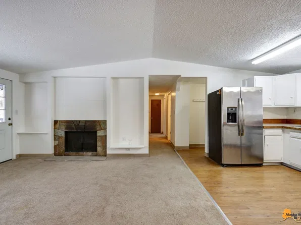 3004 Doris Street, 3004 Doris St APT A, Anchorage, AK 99517