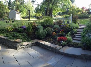 47 Burrow Dr, Highland Mills, NY 10930