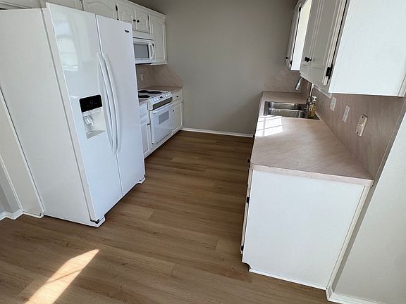 5th image of 835 Mount Harmony Rd