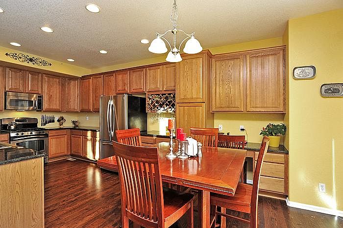 2nd image of 23568 E Ottawa Pl