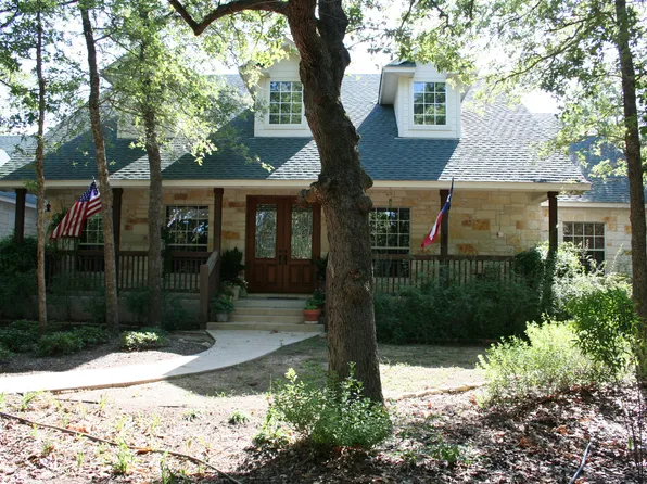 517 Arbors Cir, Elgin, TX 78621