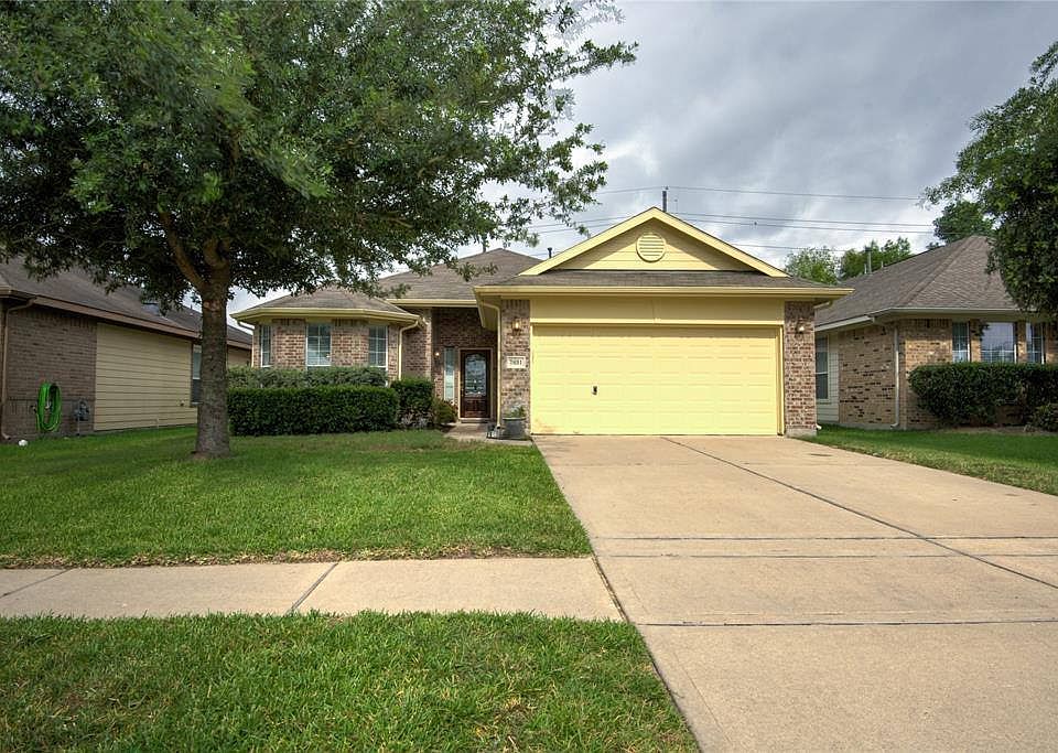 1st image of 7631 Oak Sage Dr