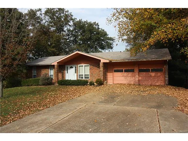 65 Forest Hills Dr photo 1