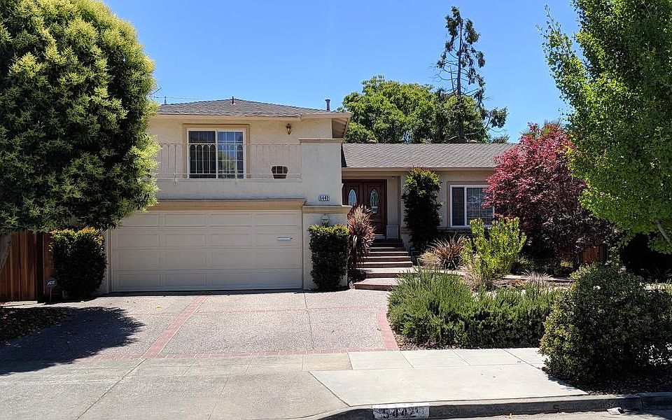 1st image of 5442 Castle Manor Dr