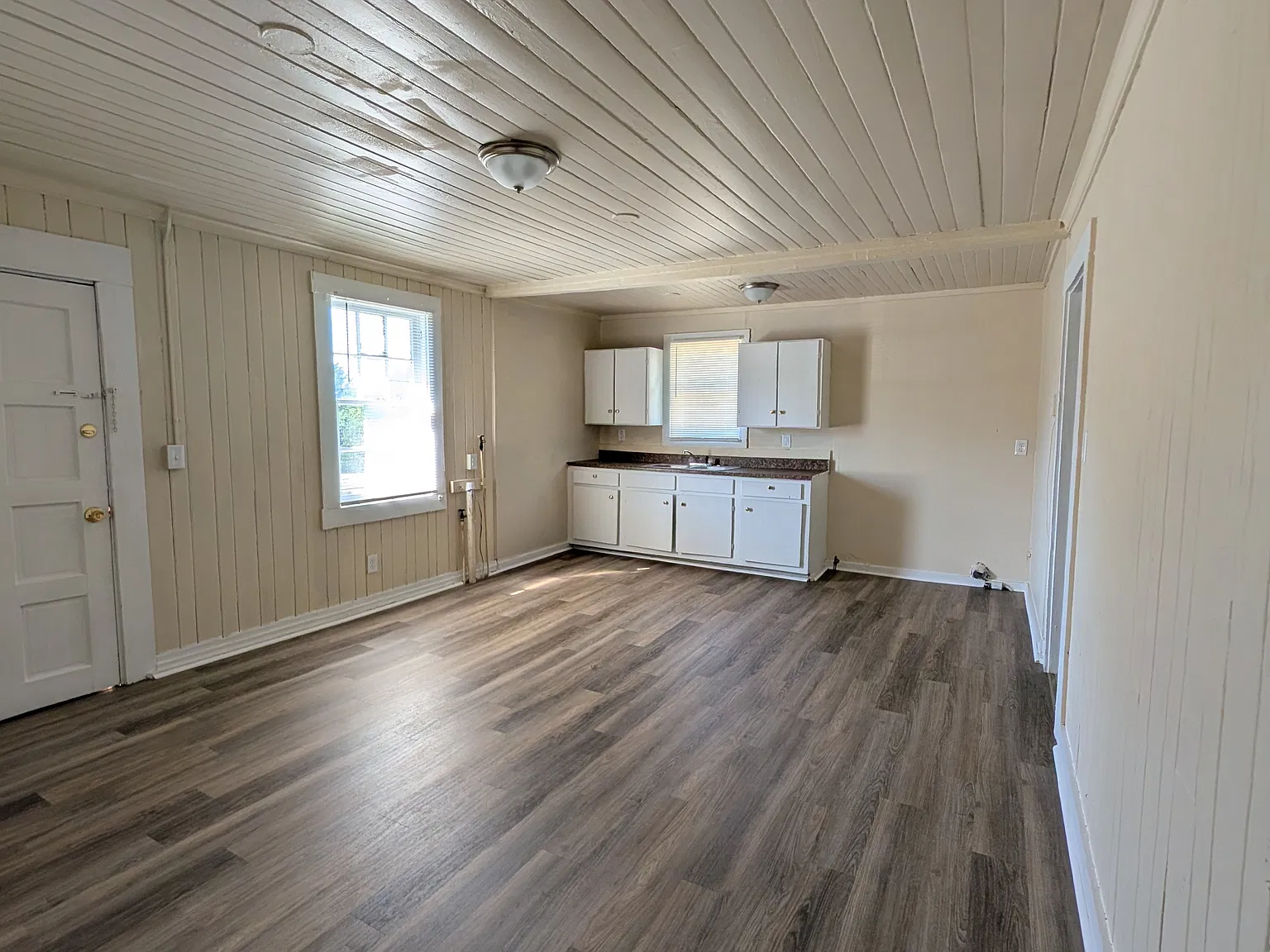 4203 Oates Ave — Photo 3