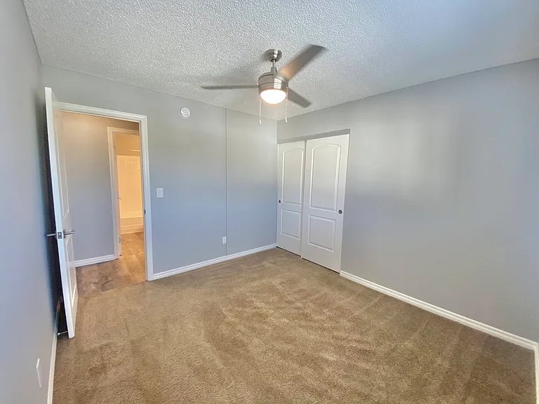 1818 N Alvarado St #6 — Photo 12