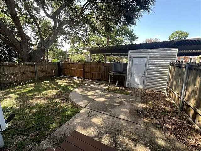 2321 Oxford Pl — Photo 20