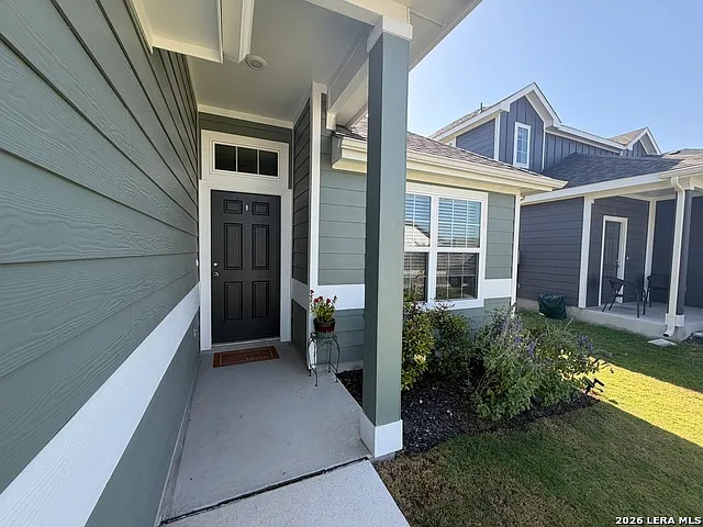 3 bed, 2.0 bath, 1523 sqft, $1,950 — Photo 4