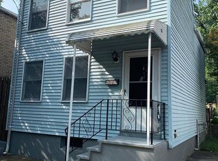 317 William St, Trenton, NJ 08610