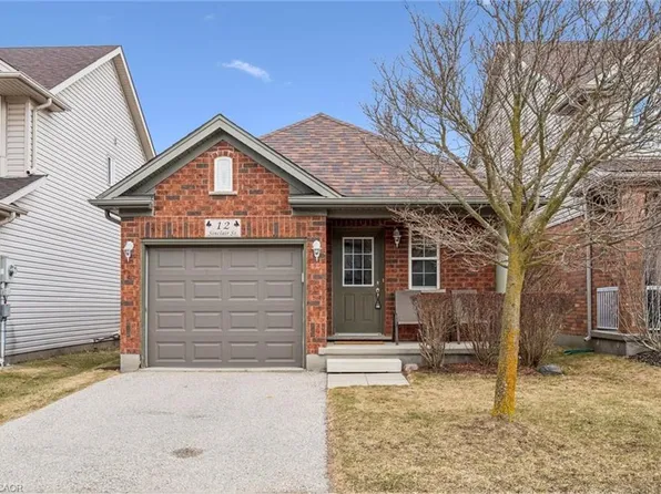 12 Sinclair St, Guelph, ON N1L 1R9