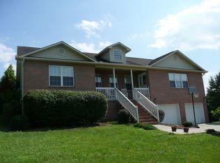 2626 Shaconage Trl, Sevierville, TN 37876