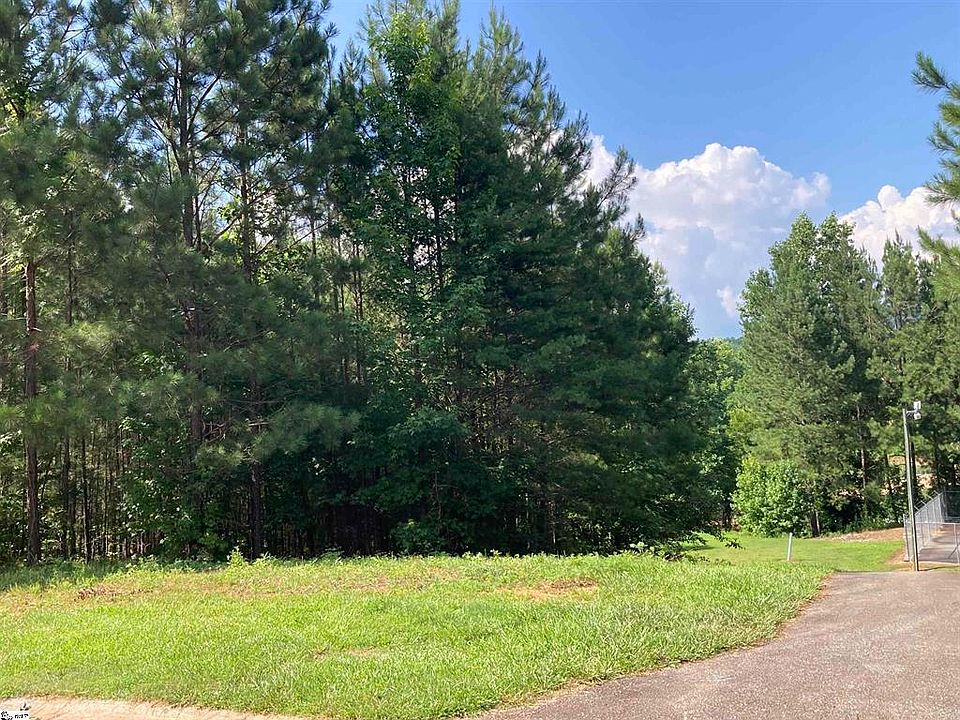 2nd image of 308 Wedge Way