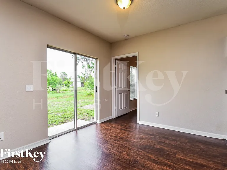 6840 Abady Ln — Photo 4