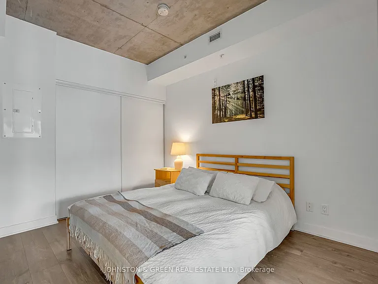 109 Ossington Ave #207 — Photo 17