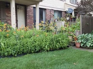 8704 Forest Ct, Warren, MI 48093