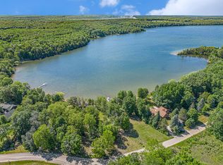 9762/9763 E Munro Lake Dr, Levering, MI 49755