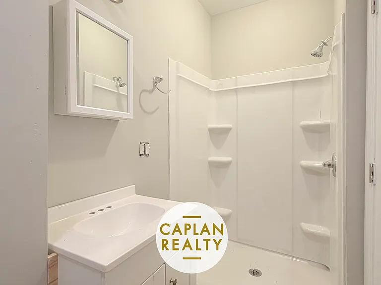 490 Howard Ave #2 — Photo 9