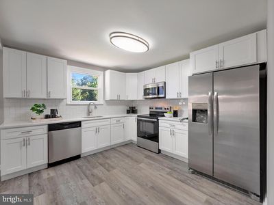 325 Beach Ave, Pasadena, MD, 21122