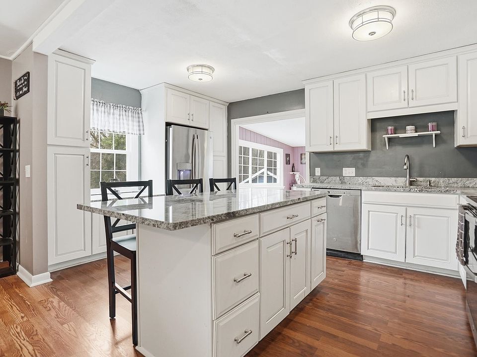 1st image of 32 Gentes Road