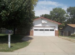 2000 E Ravena St, Wichita, KS 67219