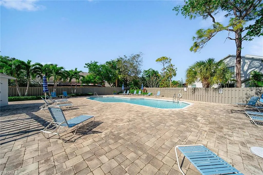 2 bed, 2.5 bath, 1432 sqft, $5,500 — Photo 4