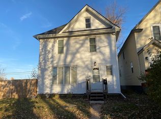 1194 Albemarle St, Saint Paul, MN 55117