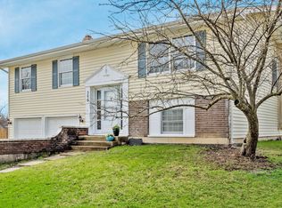 23W305 Westchester Ct, Glen Ellyn, IL 60137